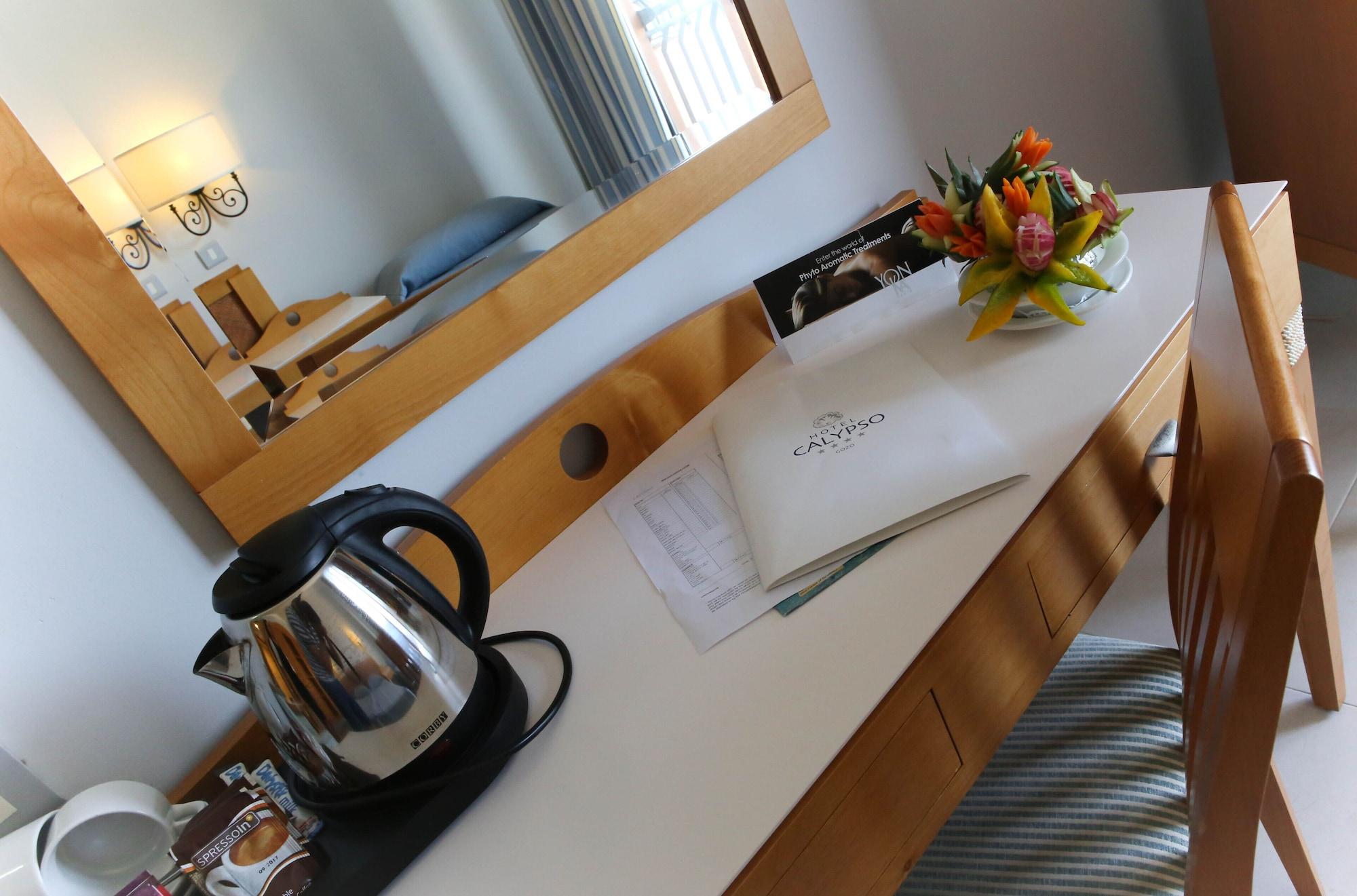 Hotel Calypso Marsalforn Екстериор снимка
