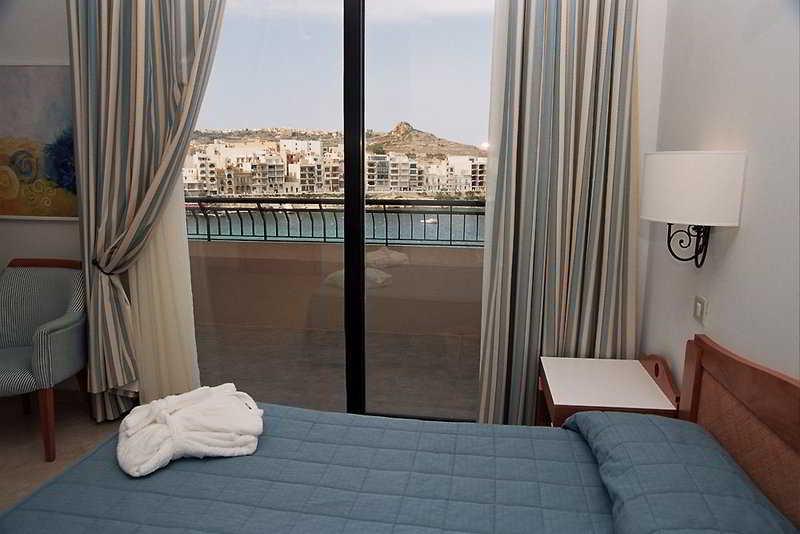 Hotel Calypso Marsalforn Екстериор снимка