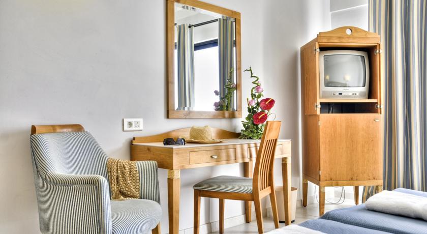 Hotel Calypso Marsalforn Екстериор снимка